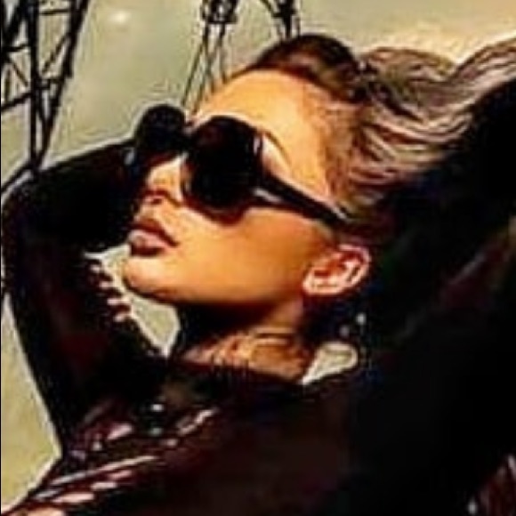 Retro Sunglasses FlyGirls 🖤 Sunnies 🔥🔥🔥 - Picture 17 of 17